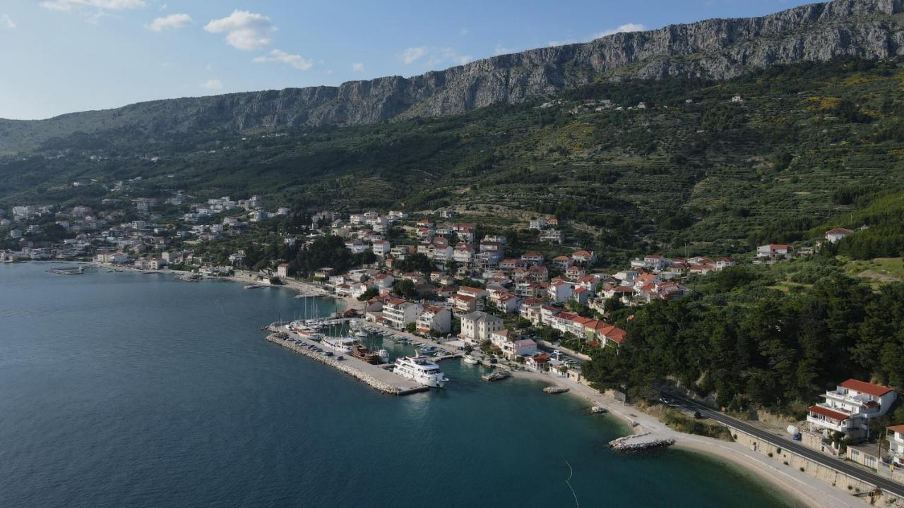 Villa Vlade- From The Heated Pool To The Beach In 1 Minute Йесенице Екстериор снимка